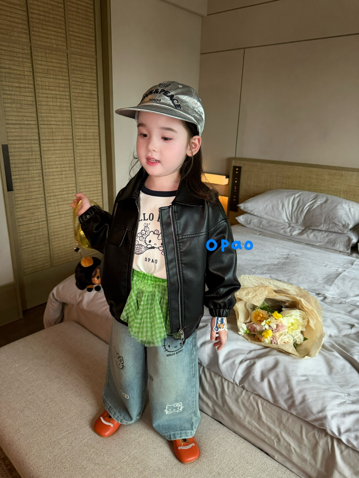 Opao - Áo khoác da cổ vuông 6Q6183