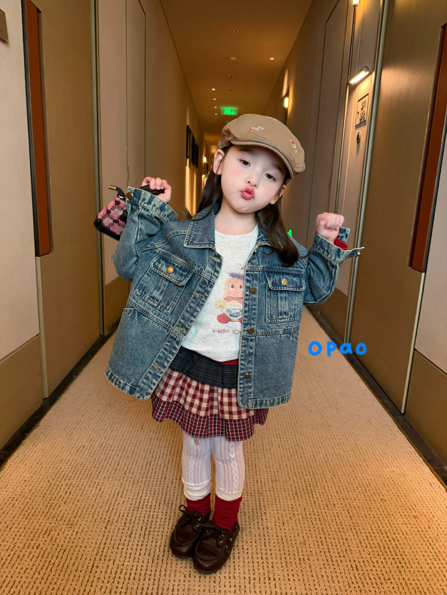 Opao - Áo khoác jeans cổ vuông