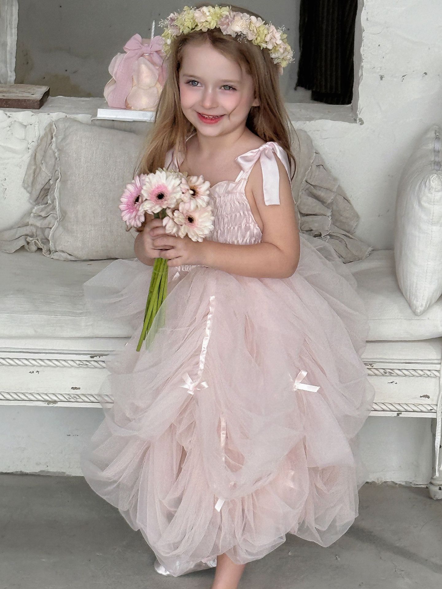Đầm hai dây princess bồng bềnh Otaly