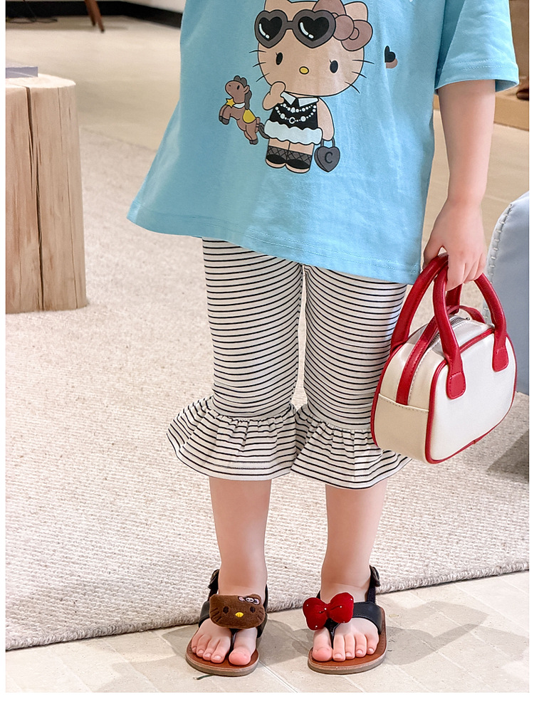 Quần legging kẻ gấu loe