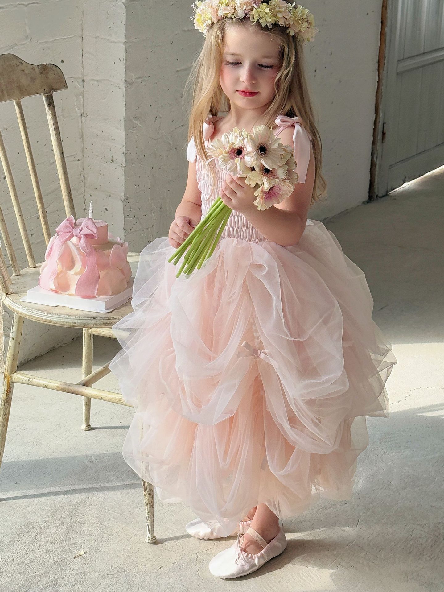 Đầm hai dây princess bồng bềnh Otaly