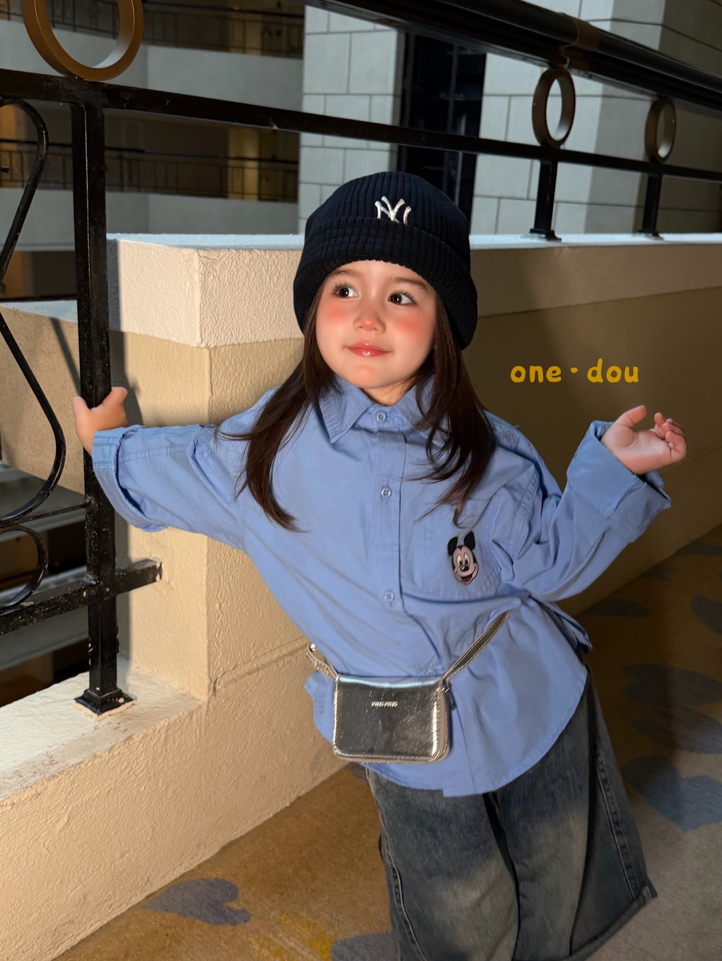 One Dou - Áo sơ mi Mickey xanh