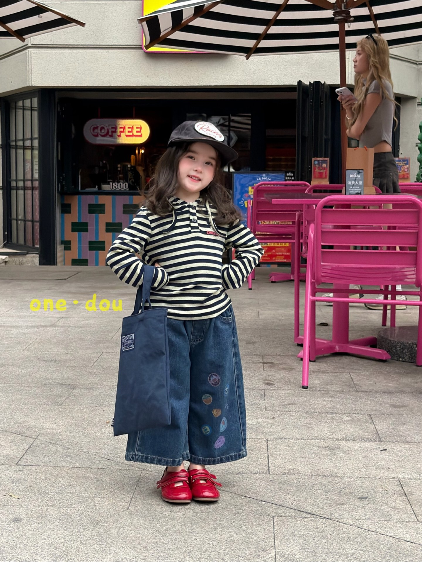 One Dou - Áo hoodie kẻ xanh Mickey