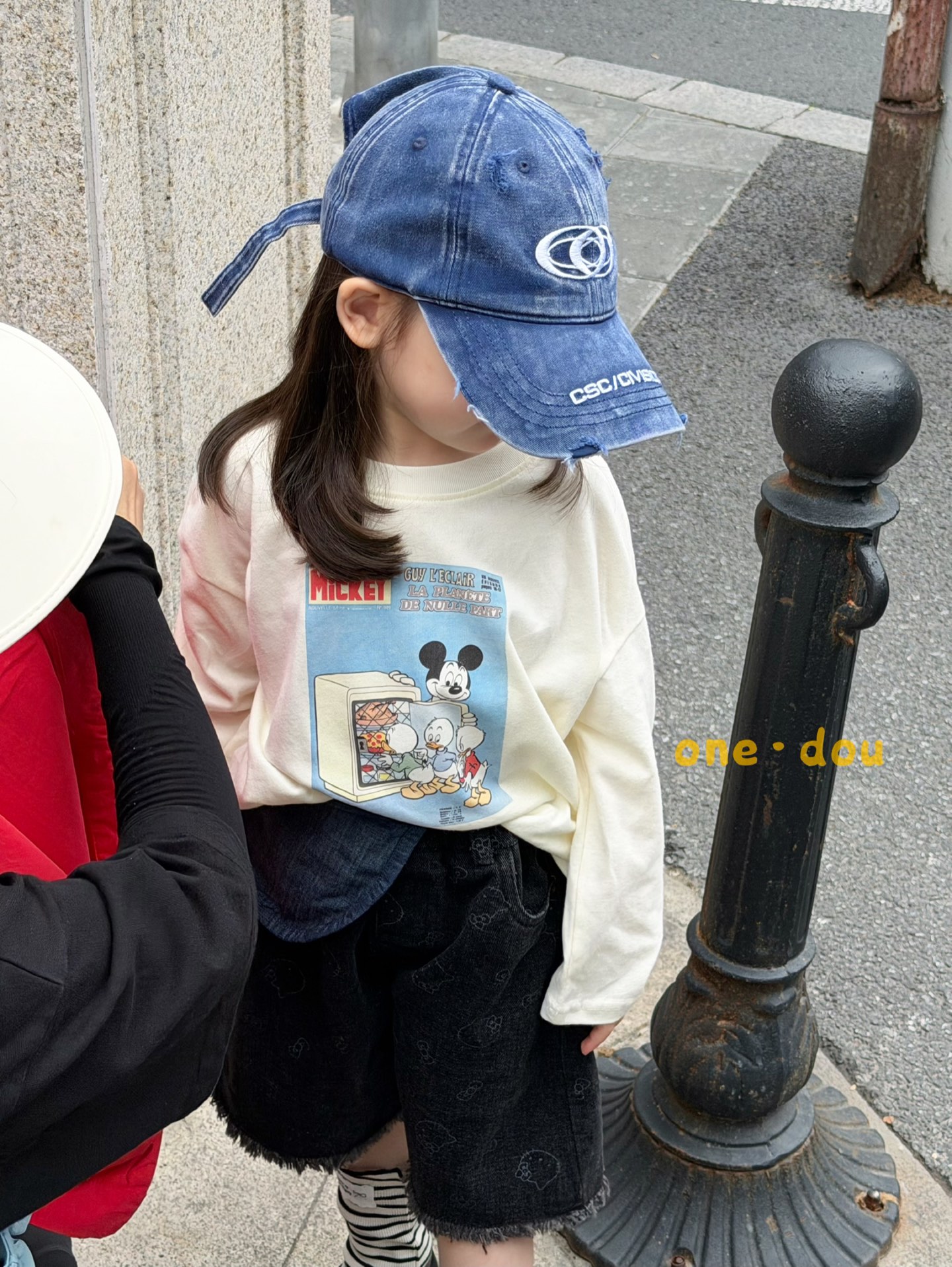 One Dou - Áo thun Mickey Guy