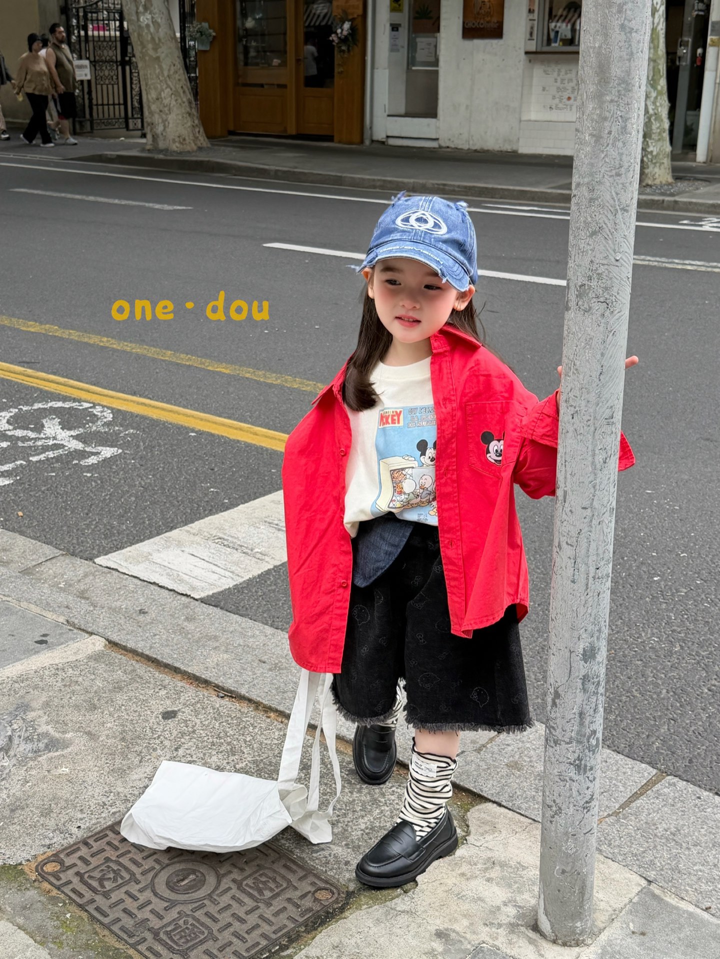 One Dou - Áo thun Mickey Guy
