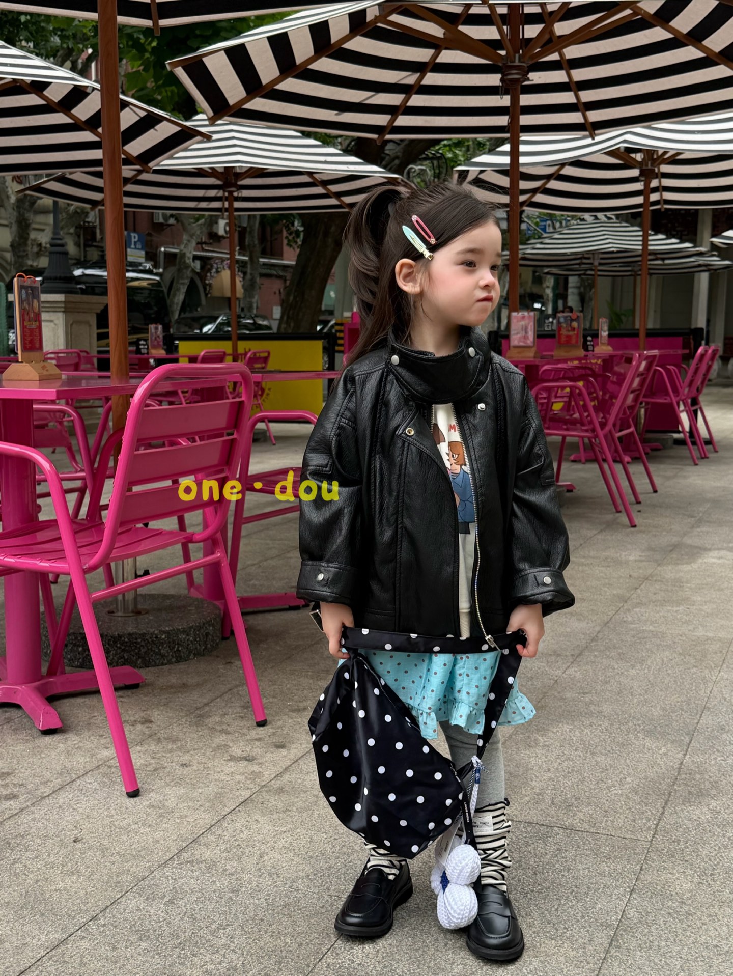 One Dou - Áo khoác da đen 6738