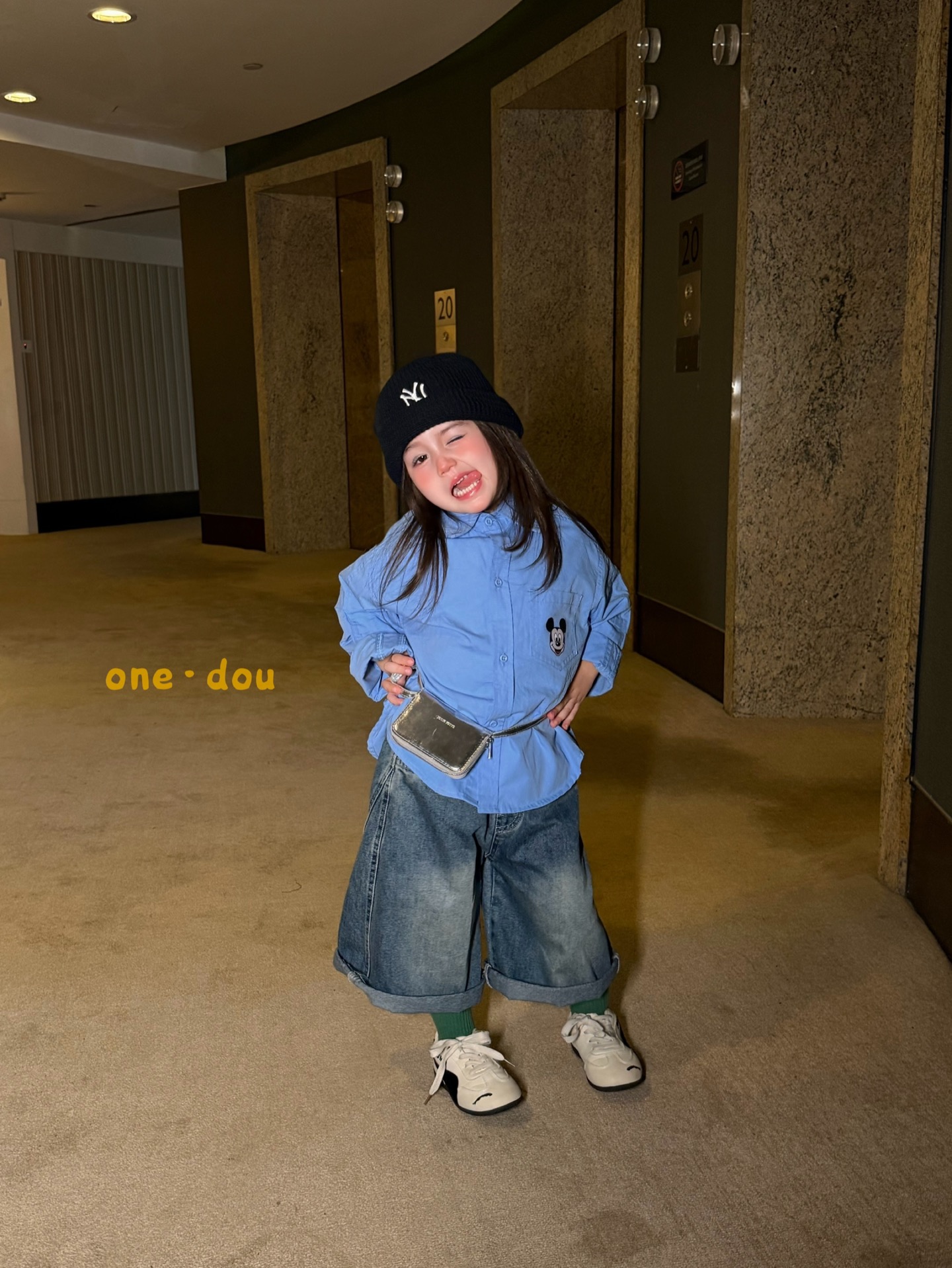 One Dou - Quần jeans fading ống rộng