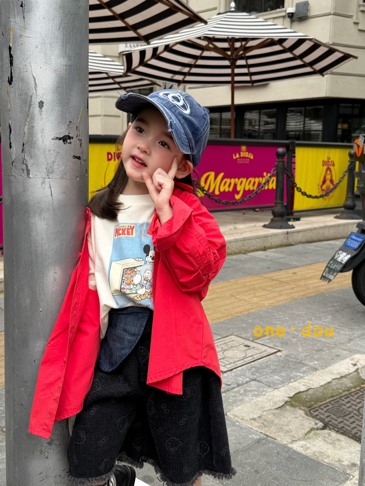 One Dou - Áo thun Mickey Guy