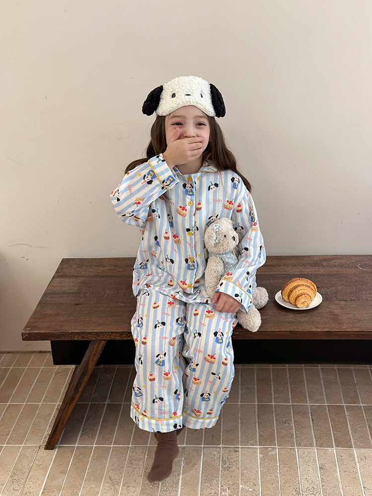 Bộ Homewear pyjama cún sọc xanh AMBB