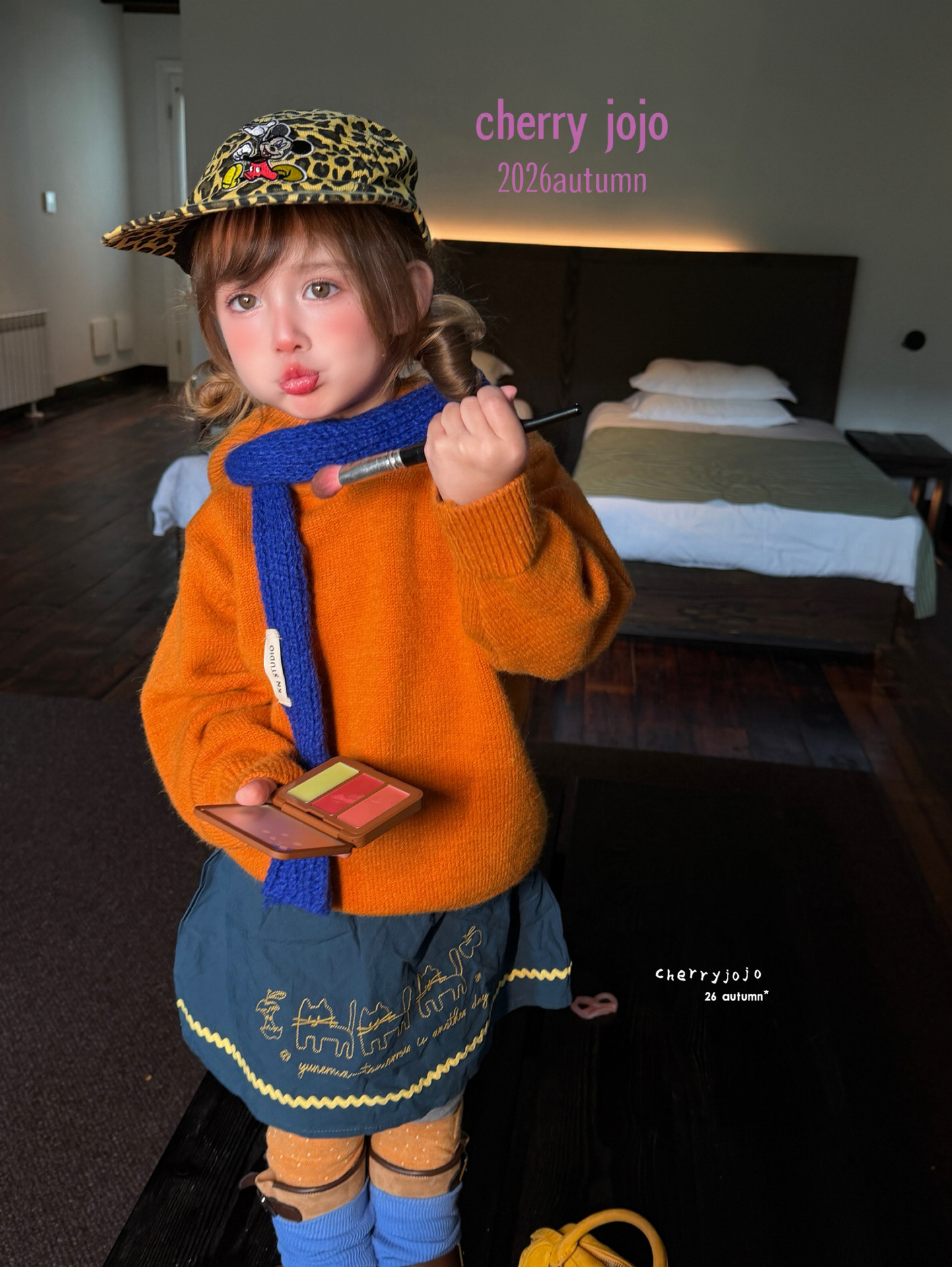 Set Cherry jojo hoodie cam + legging yếm mèo xanh
