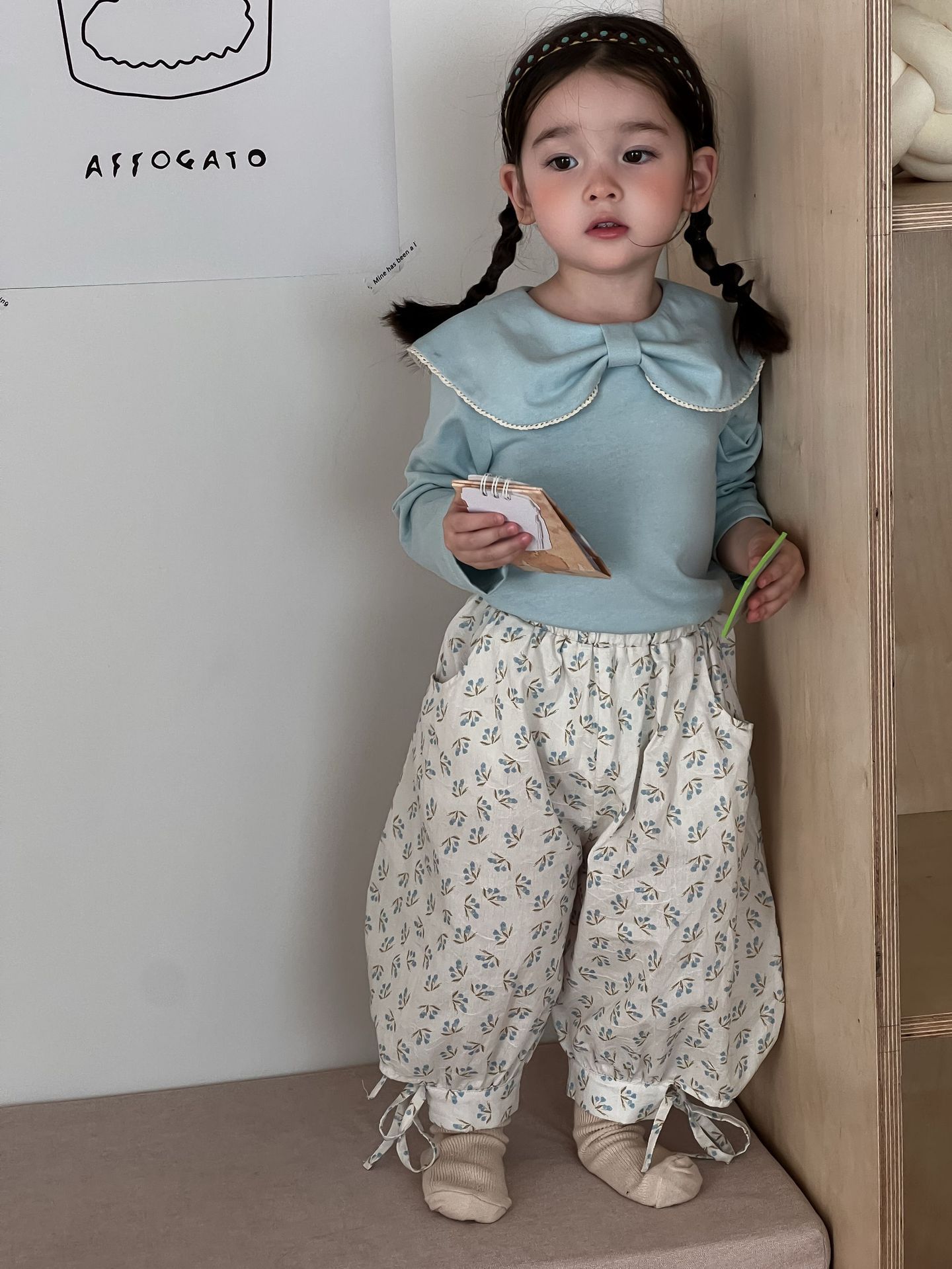 Áo xanh cổ sen lớn Galakoko