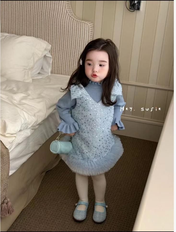 Bán theo set - Hey Susie Xiao Qi Ji Blue Dresses + soft wool T