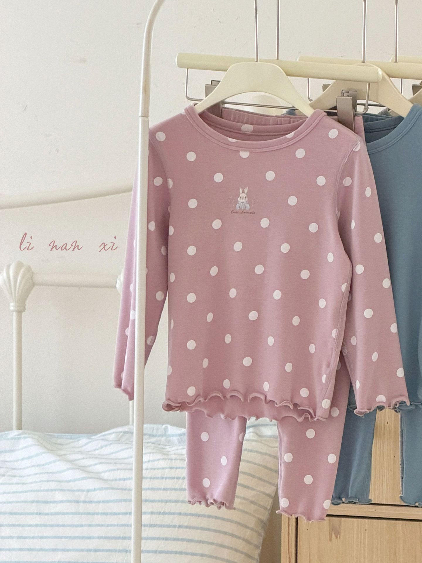 Homewear Linanxi 6622 viền sóng chấm bi