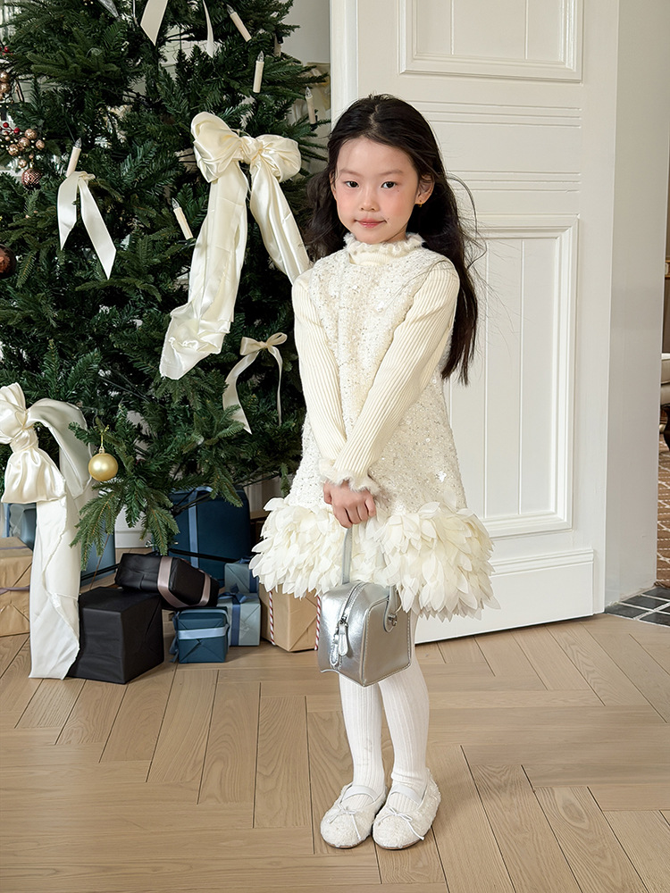 Đầm AMBB Creamy Winter