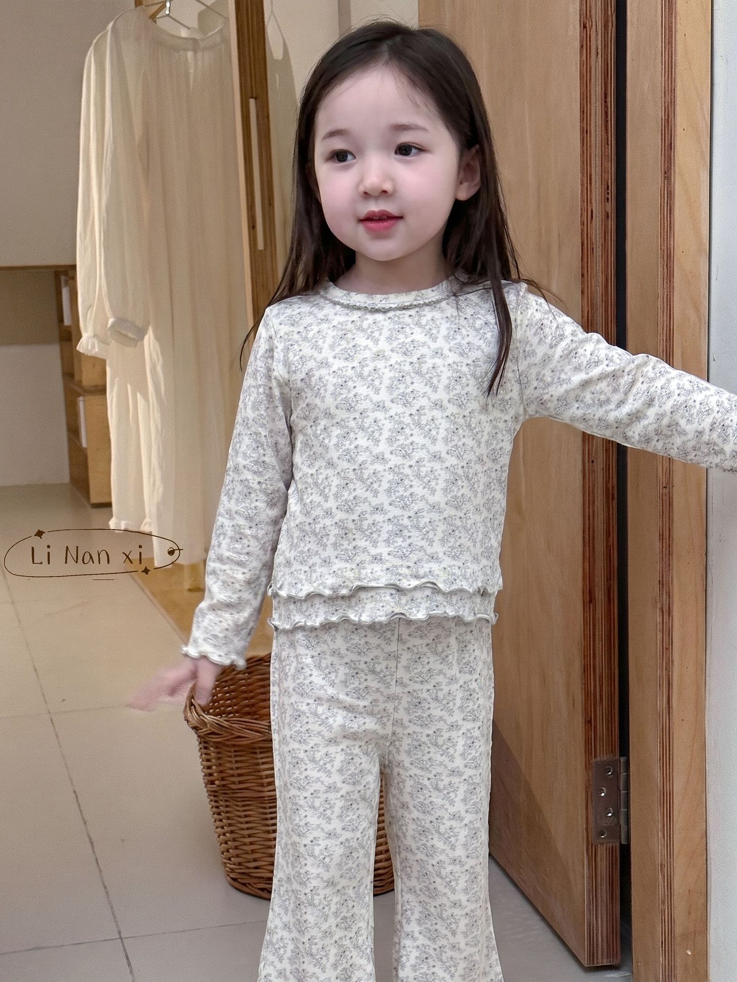 Homewear Linanxi viền sóng hoa nâu nhạt