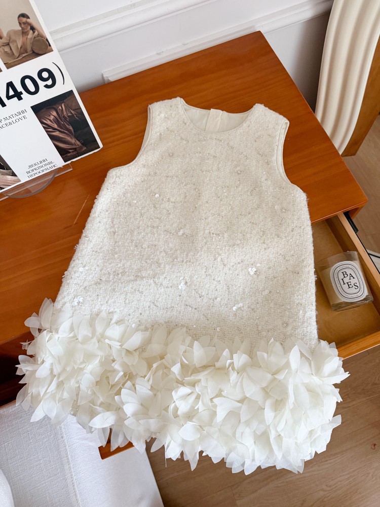 Đầm AMBB Creamy Winter 6046