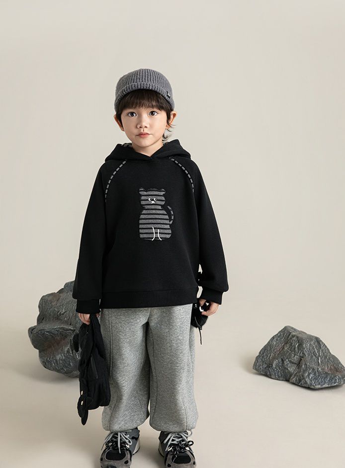 Áo hoodie YOYO đen Naughty cat 0297