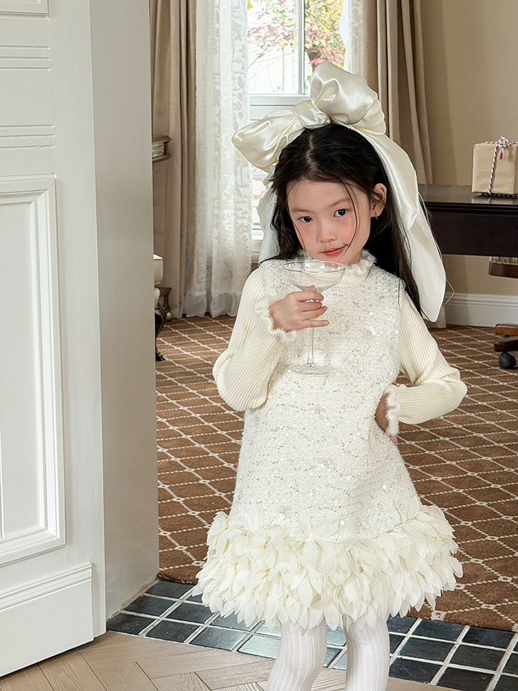 Đầm AMBB Creamy Winter