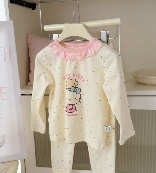 Bộ homewear Hey Honey HLKT cổ bèo hồng HC