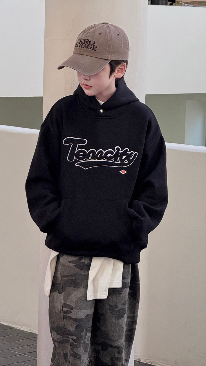 Áo hoodie MOLI tenacity