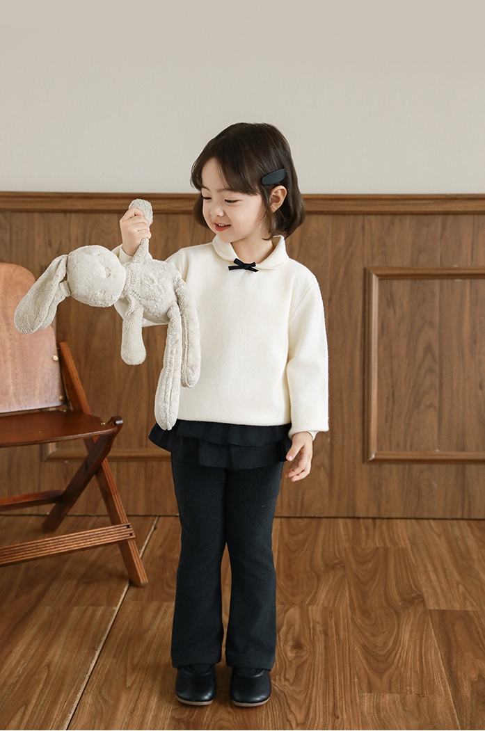 Áo len YOYO cổ sen nhỏ đính nơ