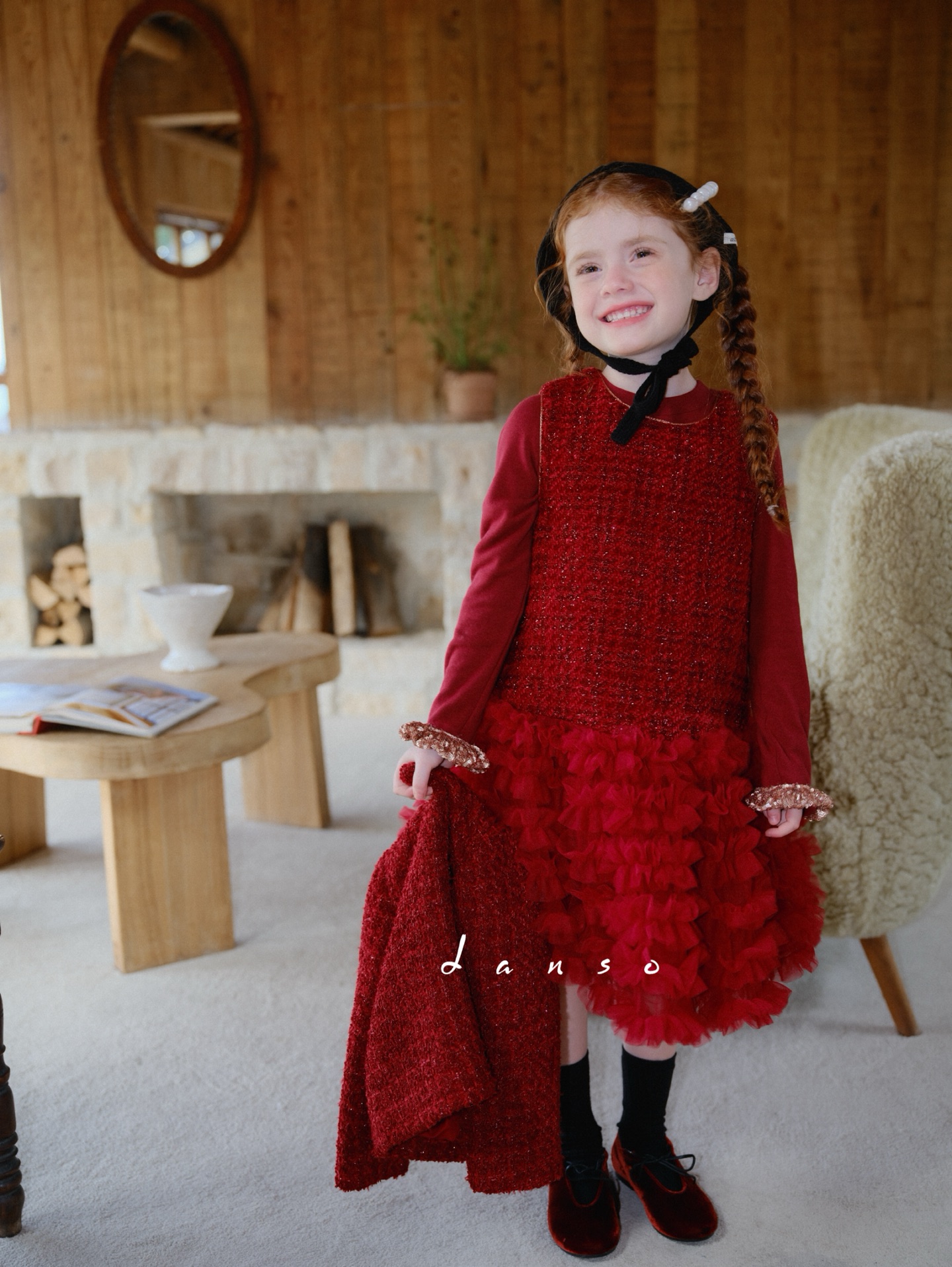 DANSO PRINCESS - Red Tweed tutututu
