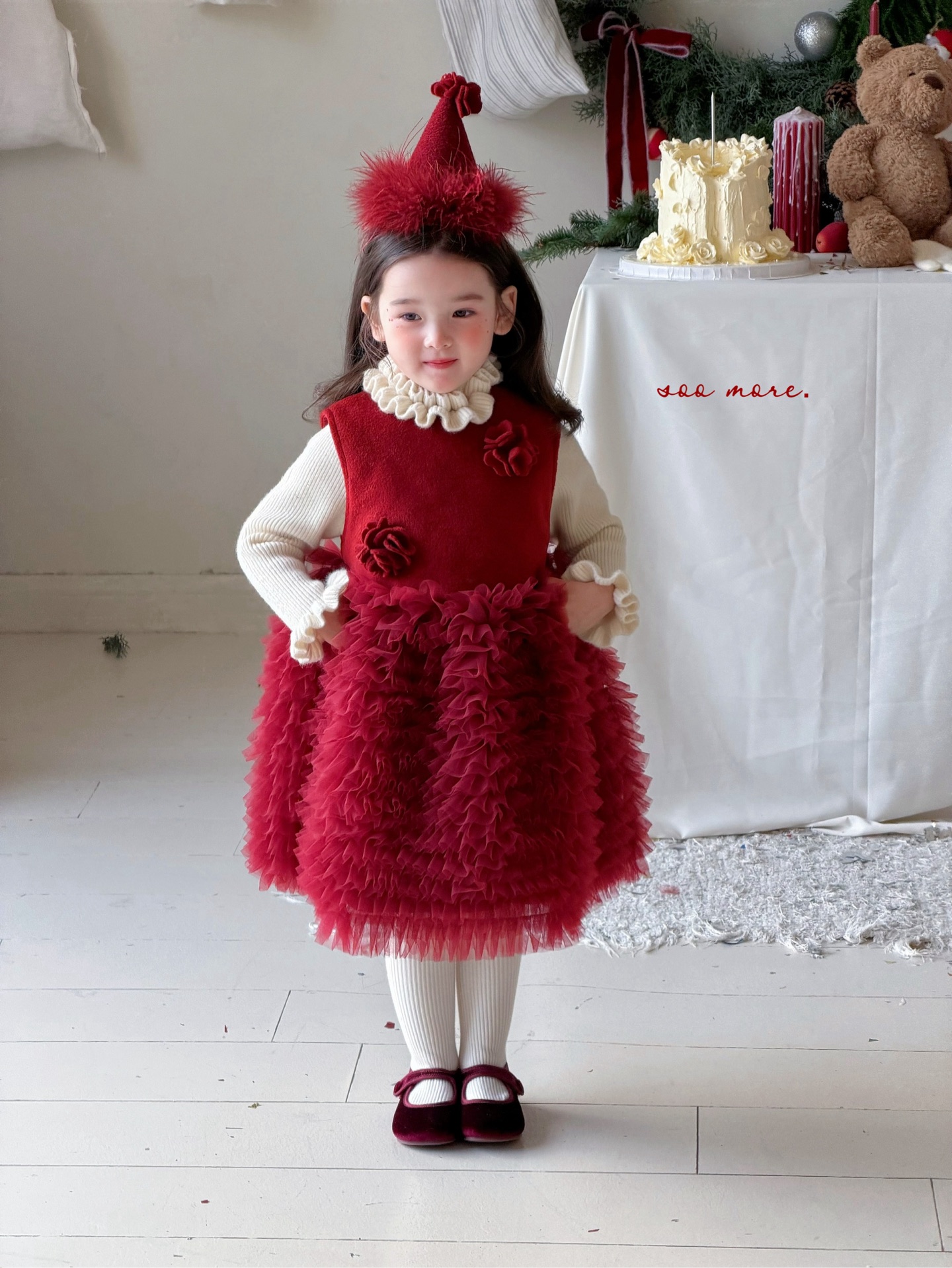 Bán theo set - Soo More - Set Đầm tutu 825K + Áo len 425K