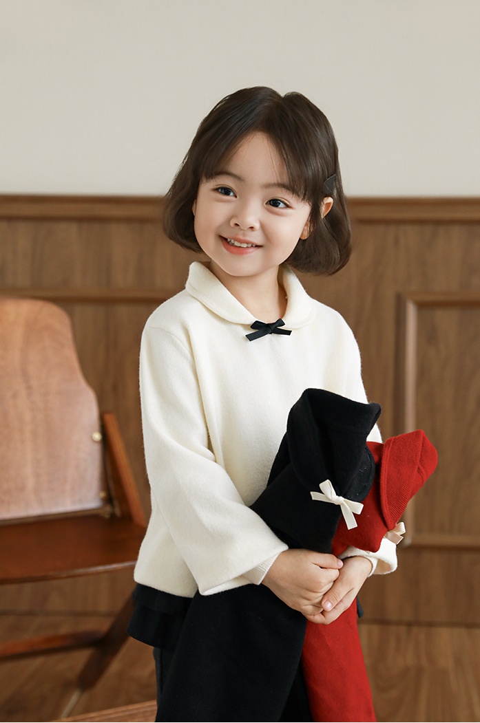 Áo len YOYO cổ sen nhỏ đính nơ