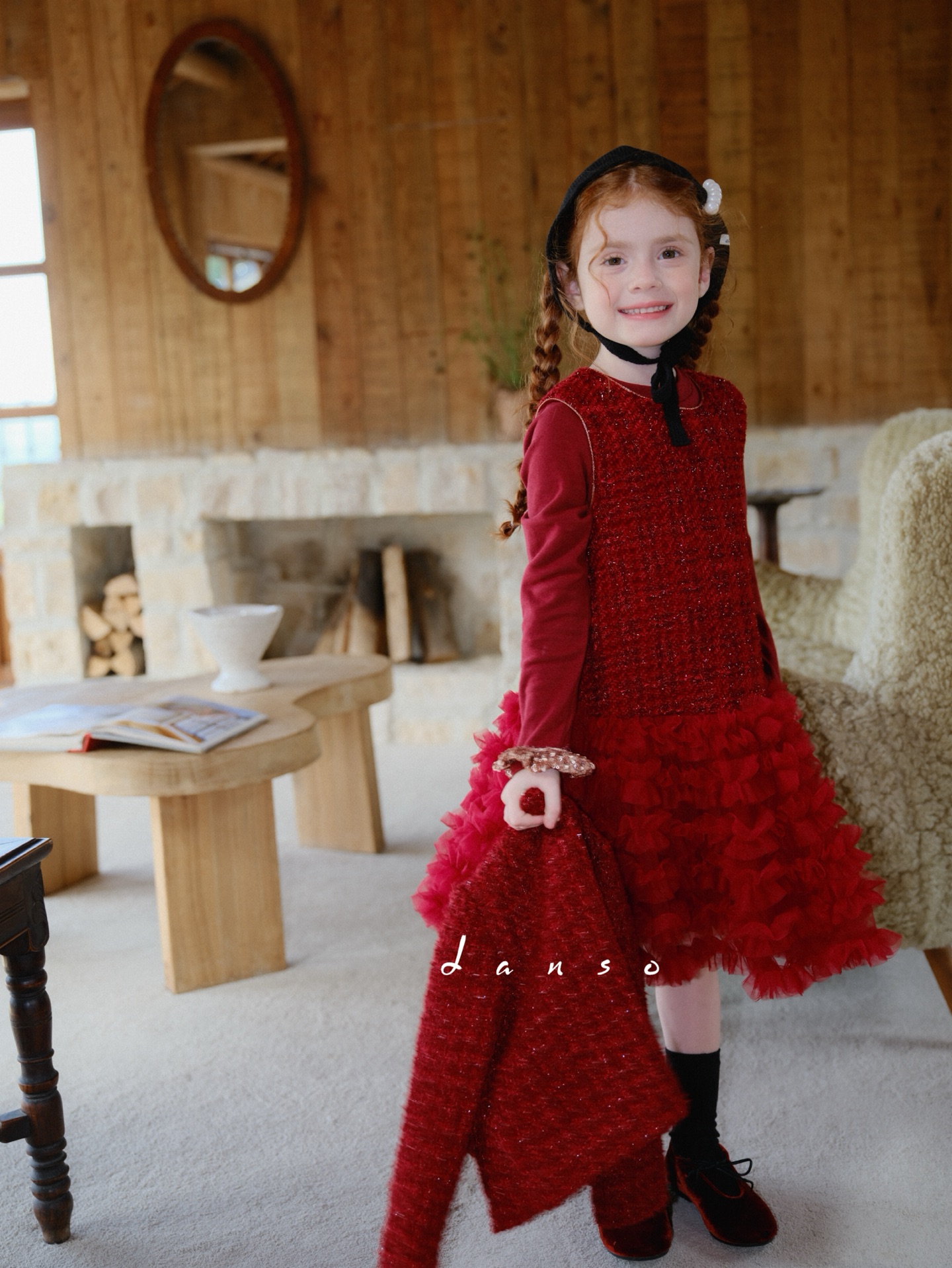 DANSO PRINCESS - Red Tweed tutututu