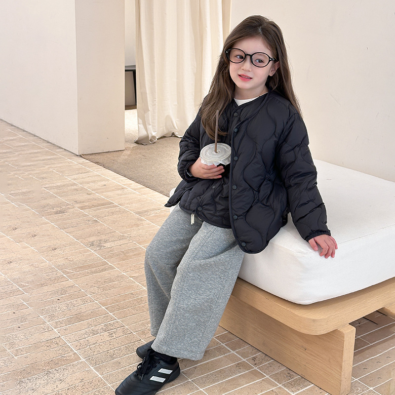 Áo khoác lông vũ đen cổ tròn 170cm AMBB - 170cm