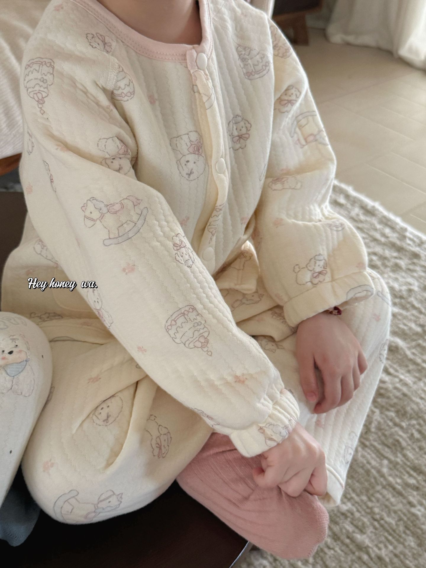 Homewear Hey Honey cúc bấm cún lông xù