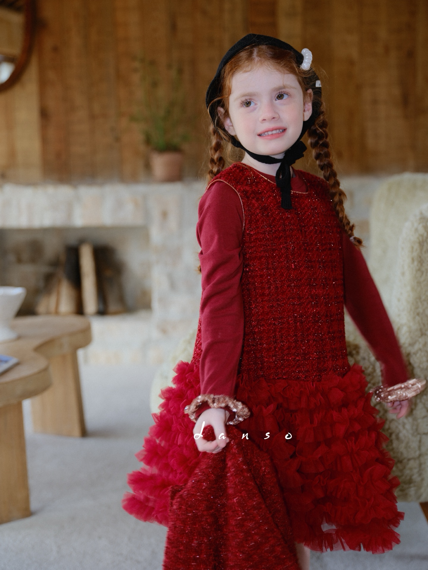 DANSO PRINCESS - Red Tweed tutututu
