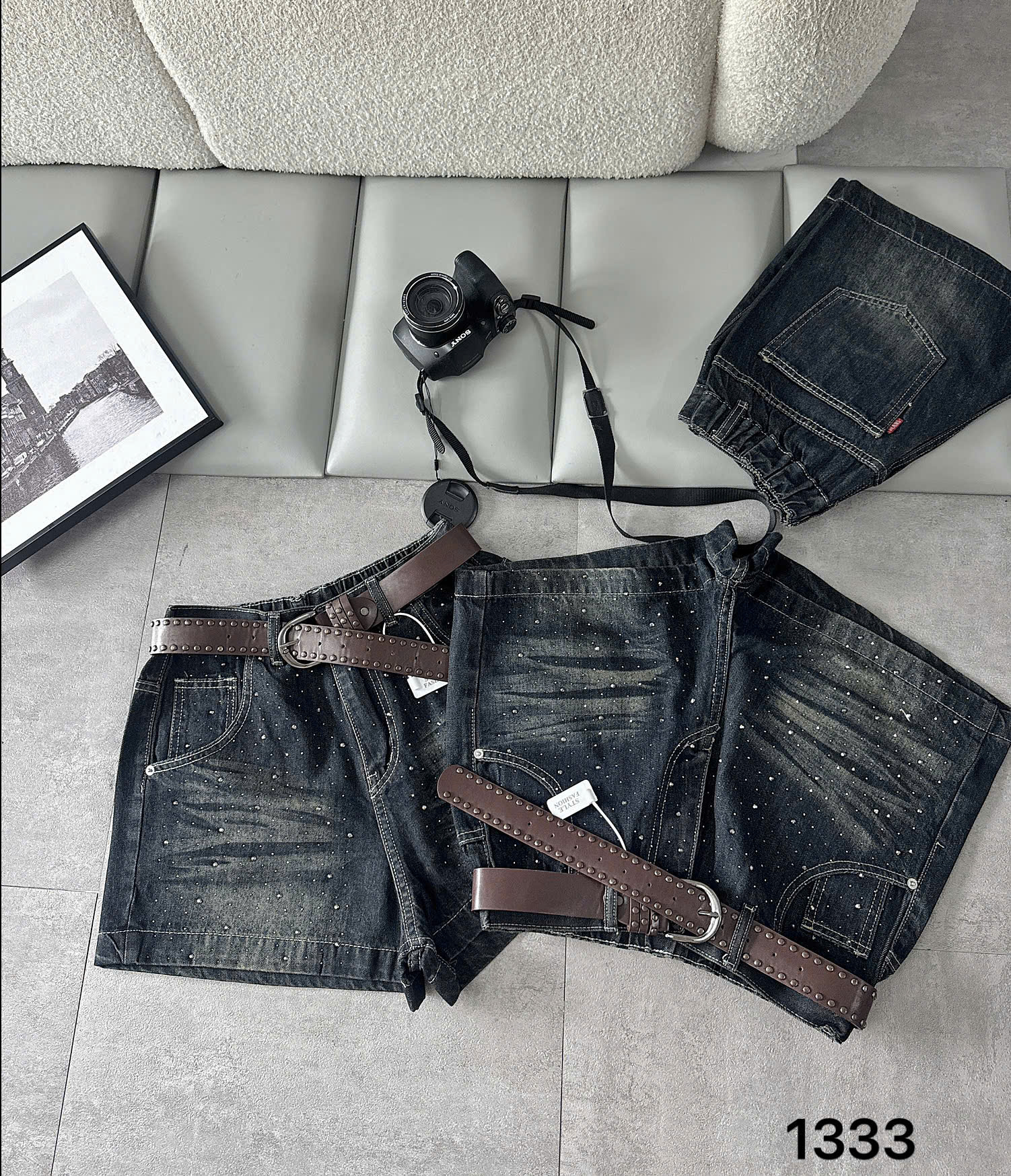 Quần short jean ép đá T-QSJ1333 tông wash đậm