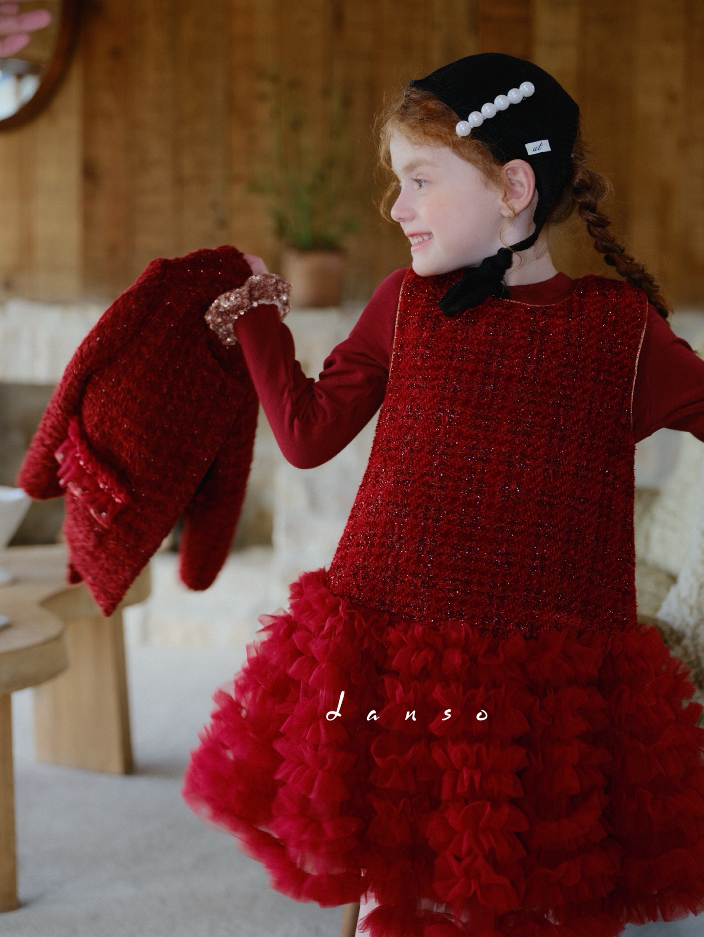 DANSO PRINCESS - Red Tweed tutututu
