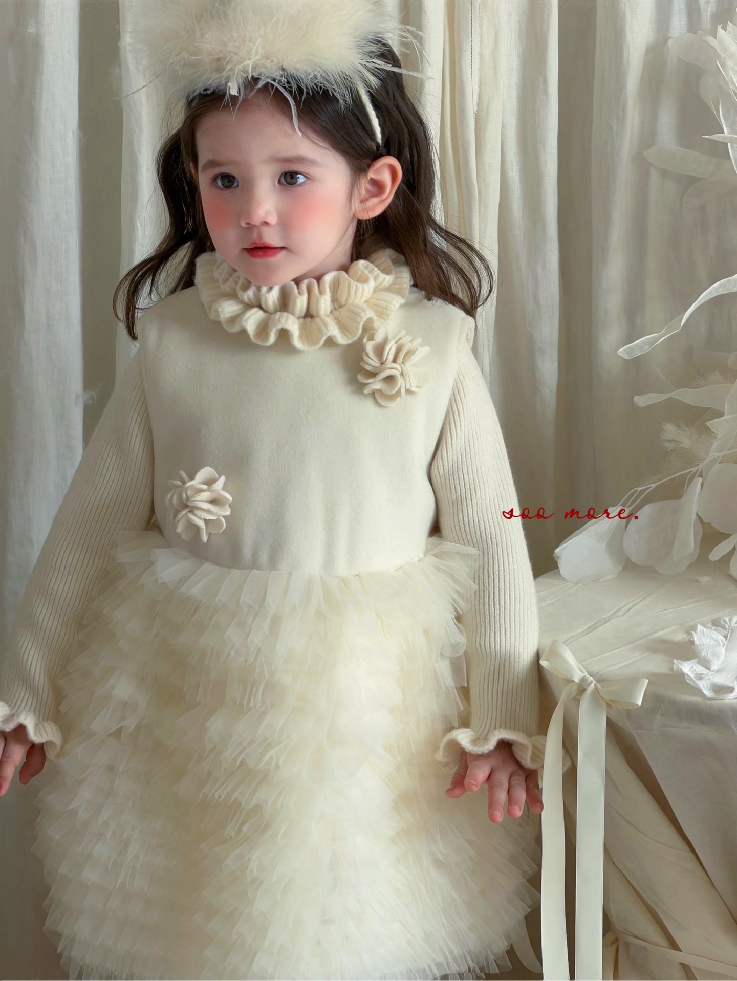 Bán theo set - Soo More - Set Đầm tutu 825K + Áo len 425K