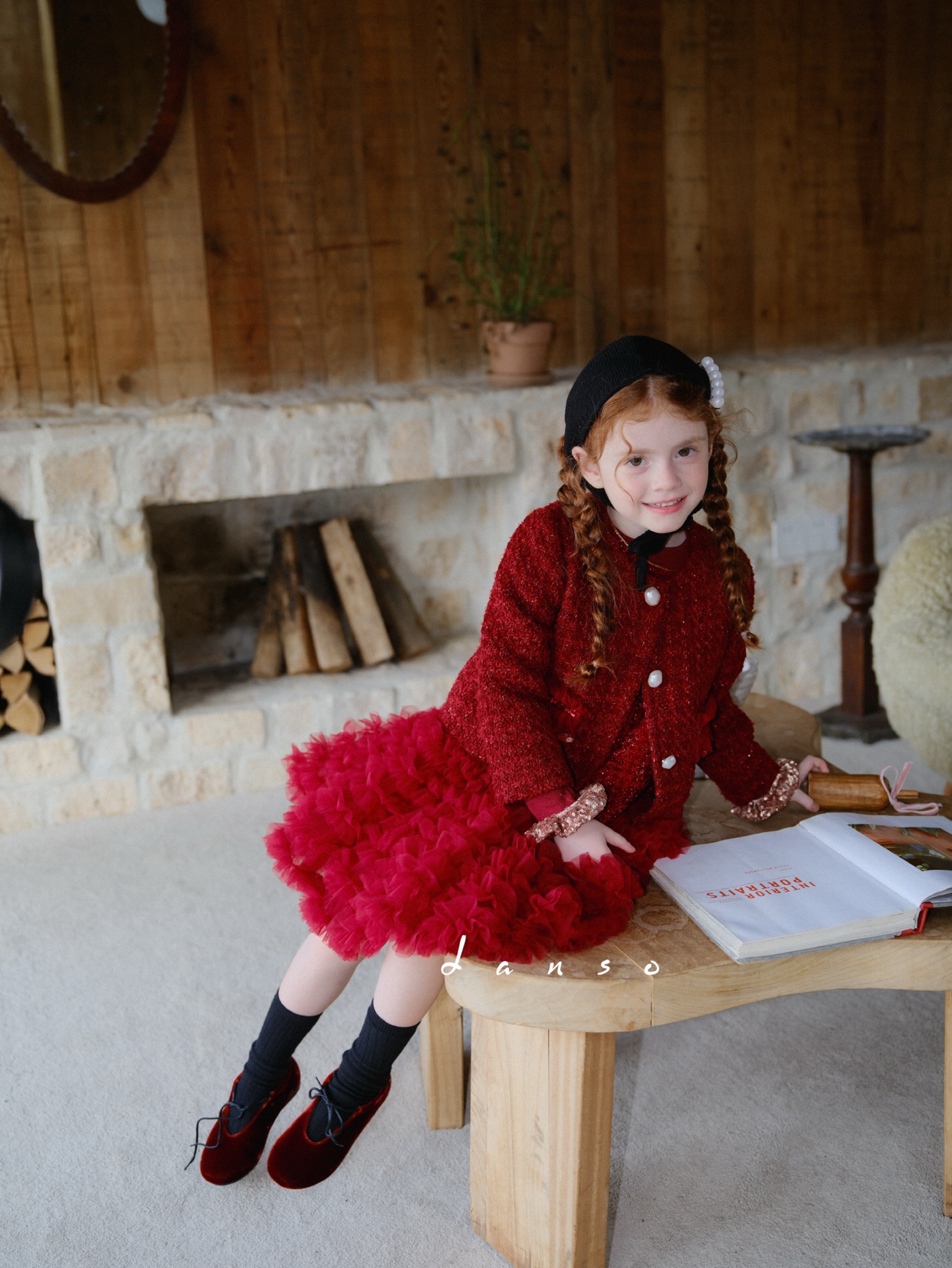 DANSO PRINCESS - Red Tweed tutututu