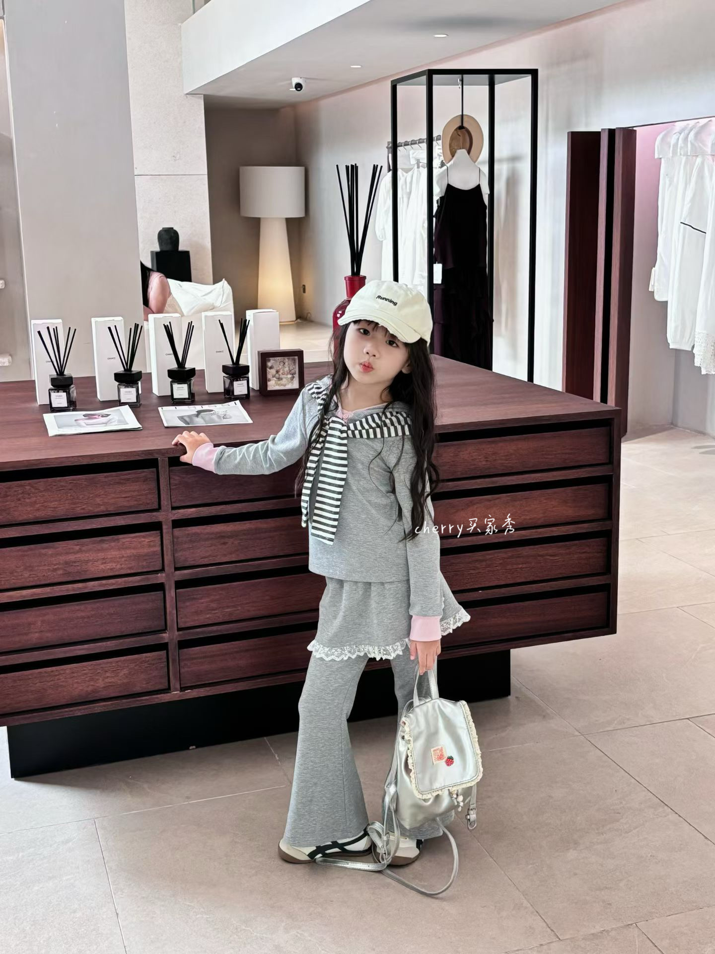 Cherry Kids - Set xám yếm viền ren