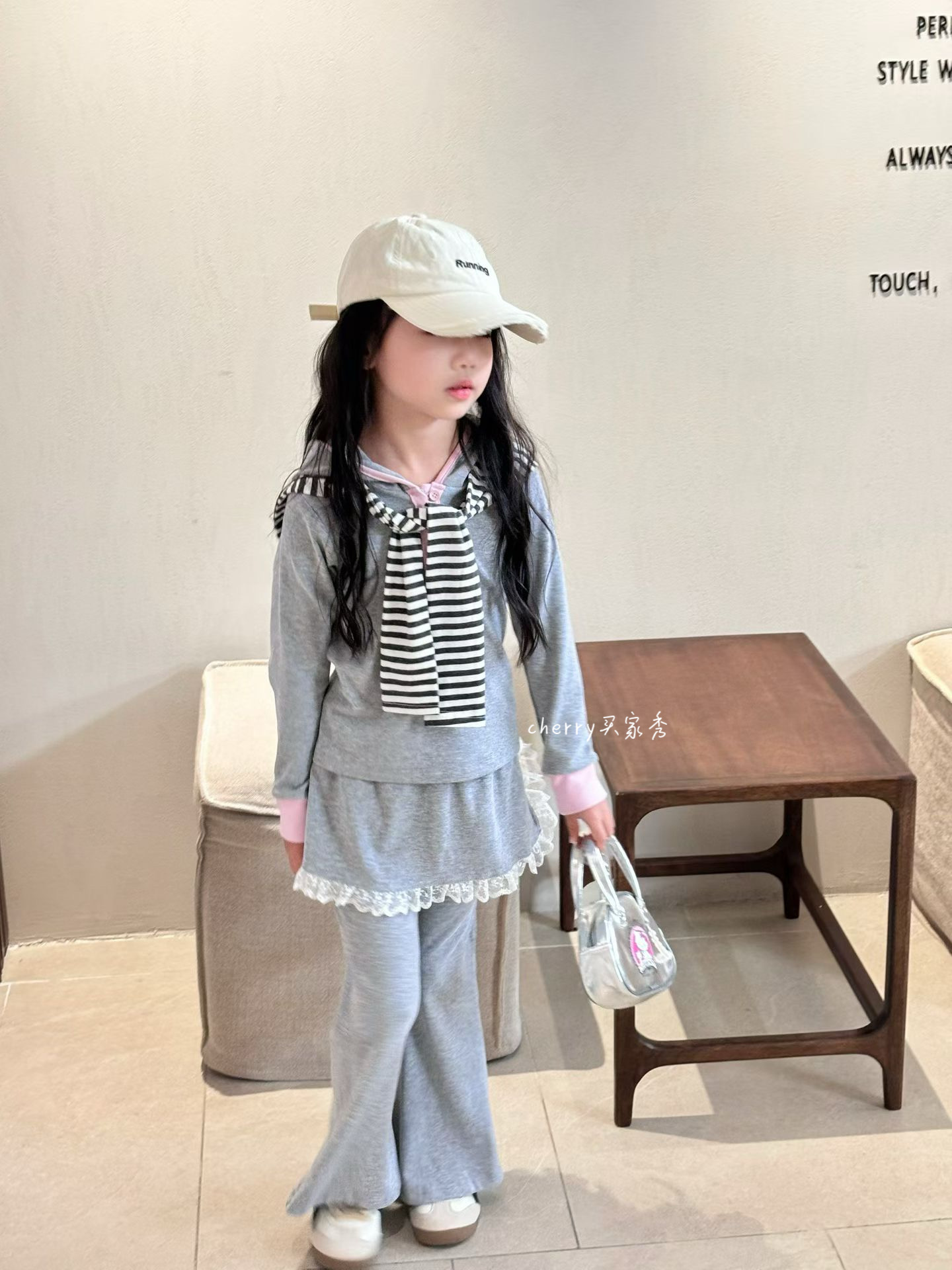 Cherry Kids - Set xám yếm viền ren