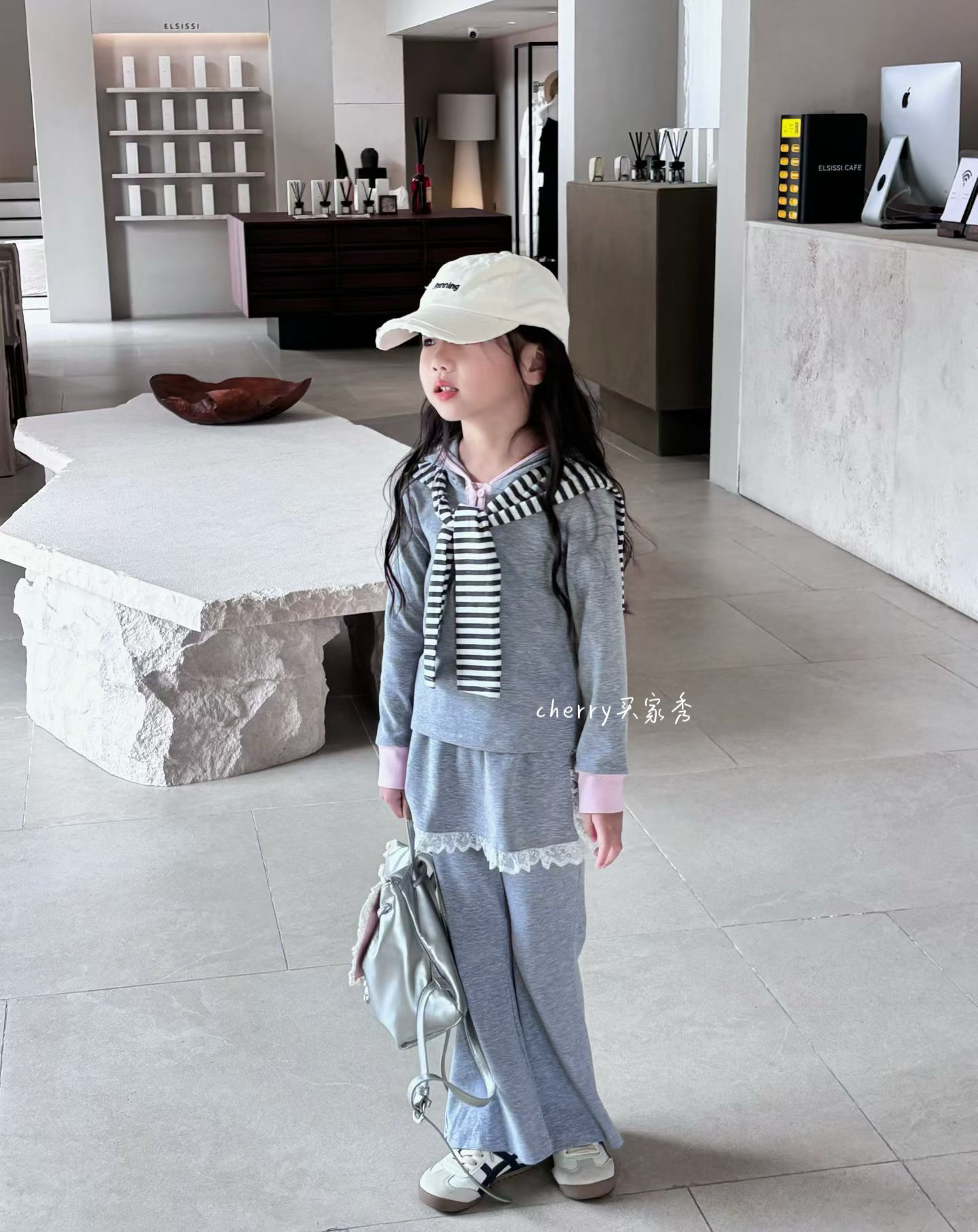 Cherry Kids - Set xám yếm viền ren
