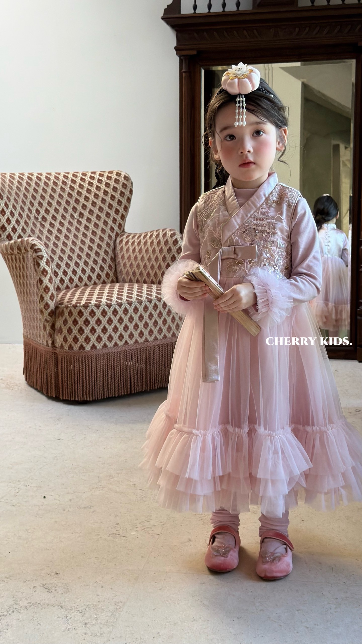 Cherry Kids - Đầm hồng Hanbok vibe