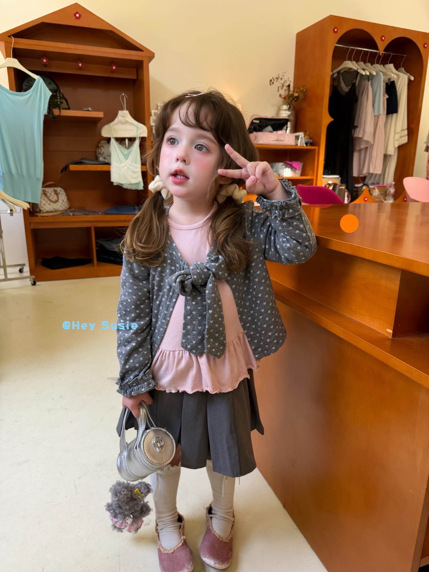 Hey Susie grey - Set2 áo xám hồng mix bèo 17535