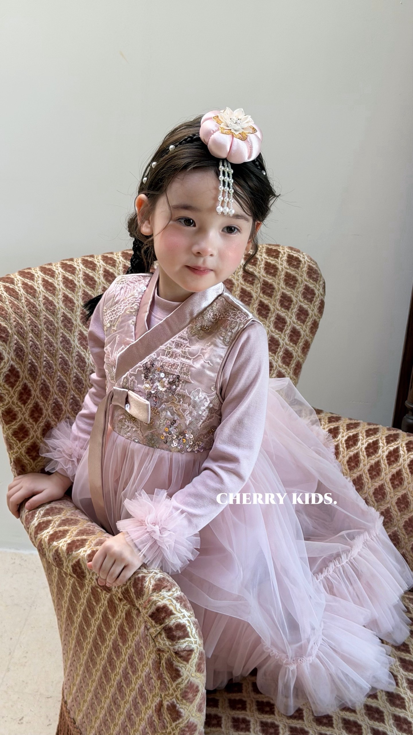 Cherry Kids - Đầm hồng Hanbok vibe