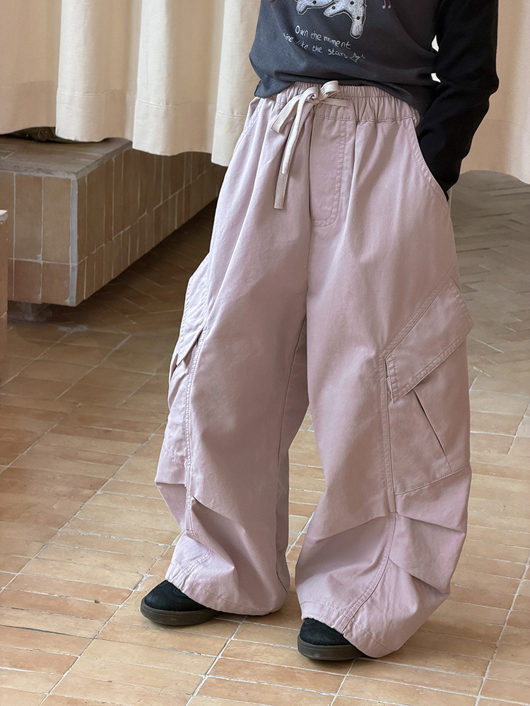Quần AMBB xếp nếp sporty