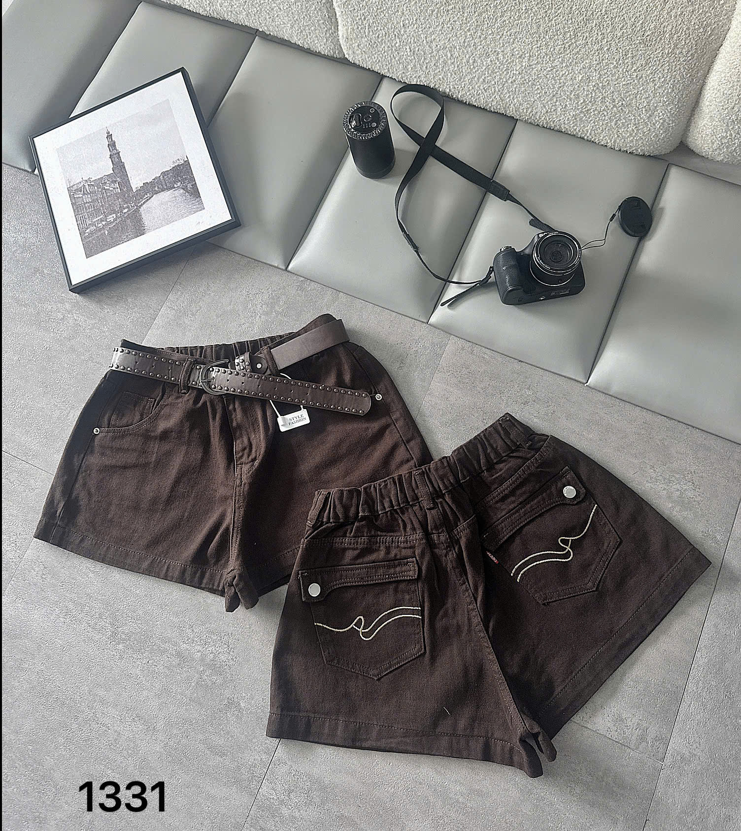 Quần short jean túi hộp bigsize màu nâu T-QSJ1331 mặt trước và mặt sau