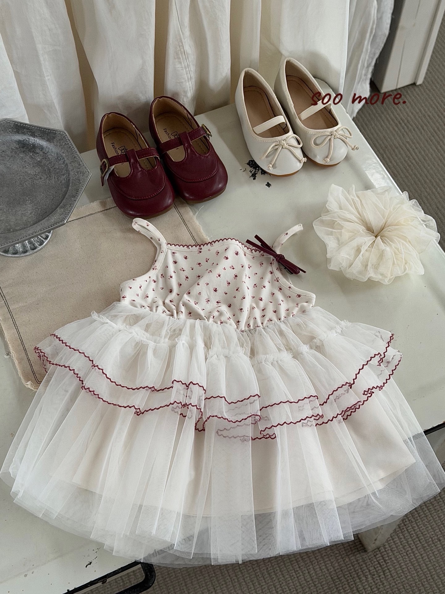 váy 2 dây hoa nhí đỏ soomore — ảnh 3