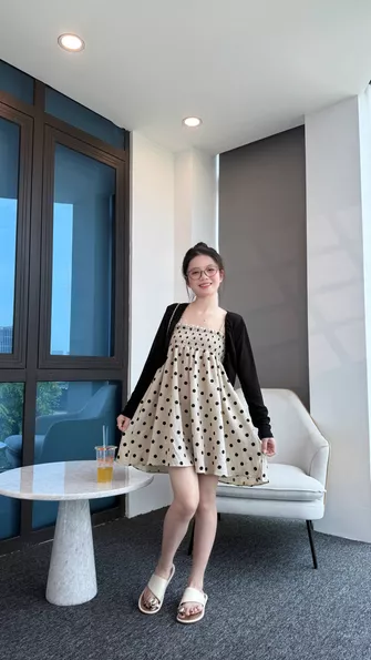 Product image - Set váy 2 món màu bi kèm áo ngoài