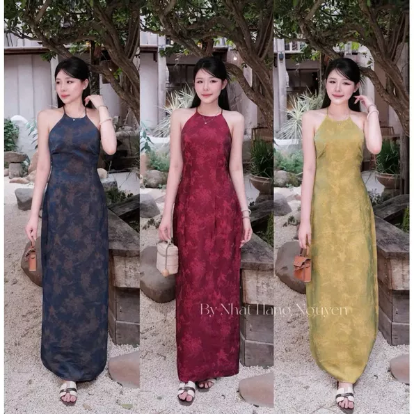 Product image - Váy lụa gấm cổ yếm