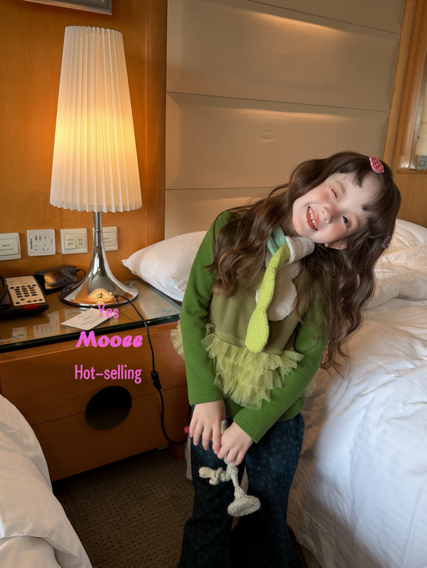 MOOEE MSX - Quần jeans gấu loe star 943556