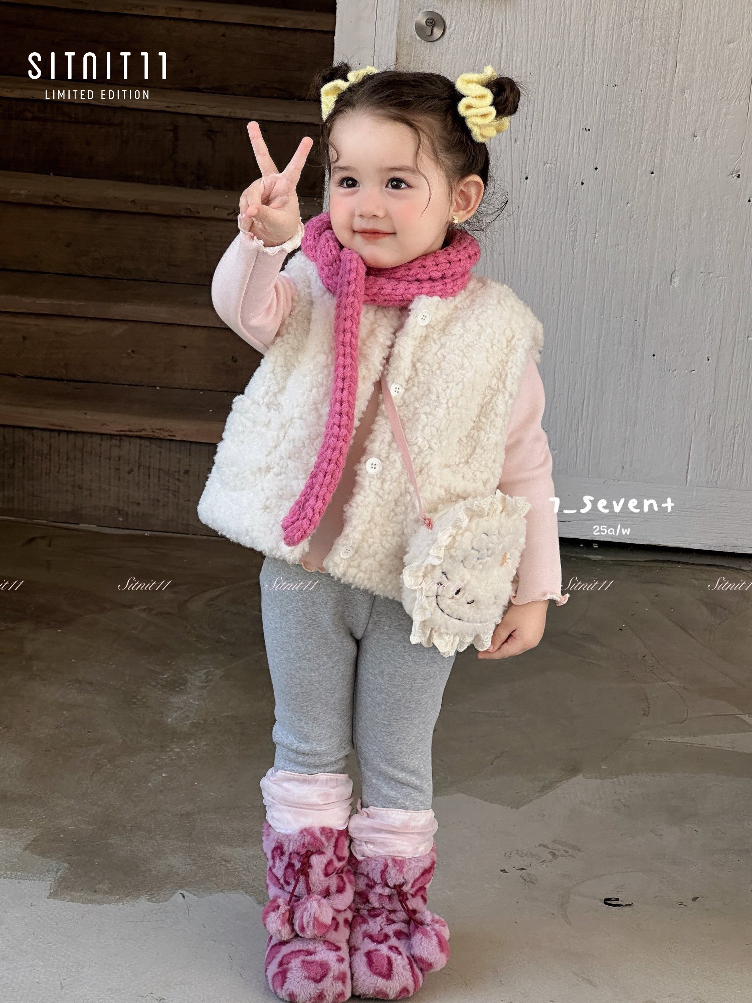Áo khoác Vest lông cừu 7-seven kèm túi