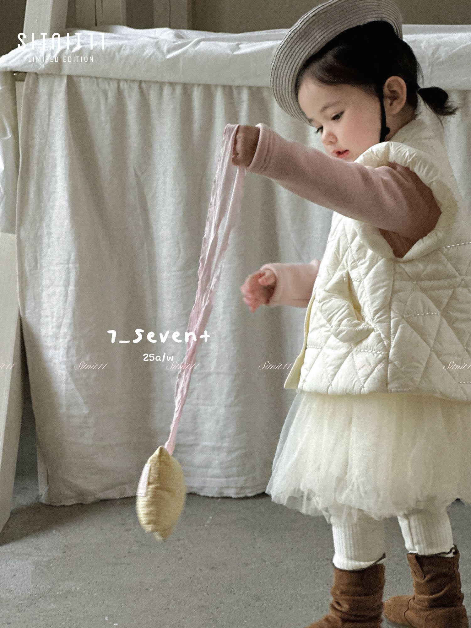 Set Áo khoác Gile lông vũ + Softly tutu Dresses 7-seven